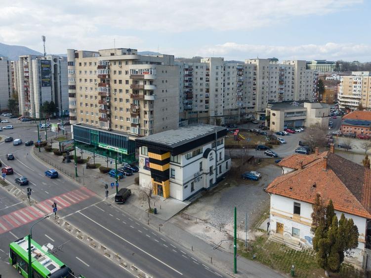 Spațiu comercial, de 612 mp, în 13 Decembrie