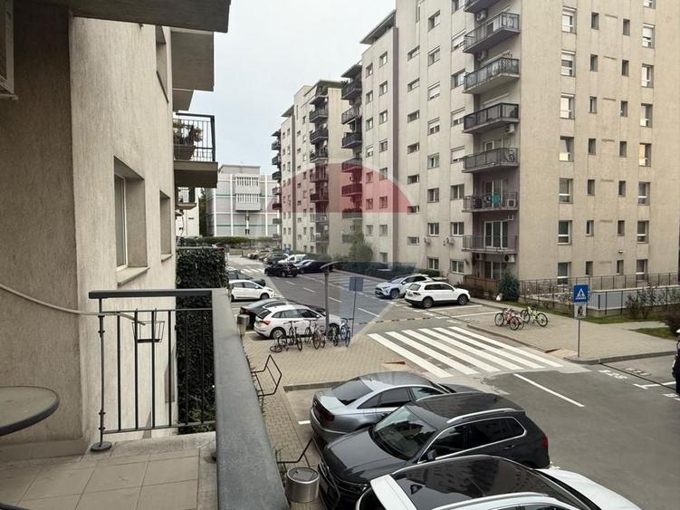 Apartament cu 2 camere semidecomandat, mobilat în Militari