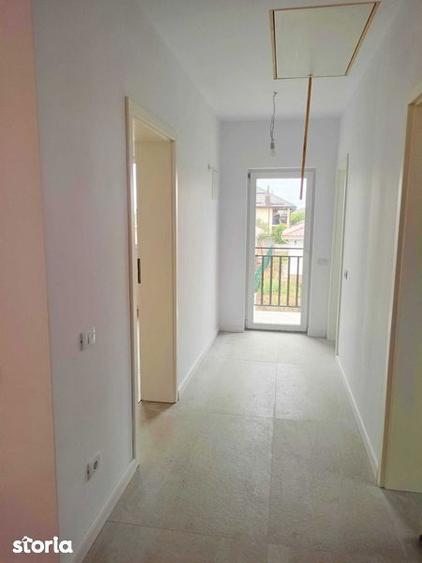 Casă cu 4 camere cu Teren 164 Mp în Crevedia