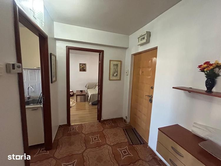 Apartament cu 2 camere decomandat în Mărăței