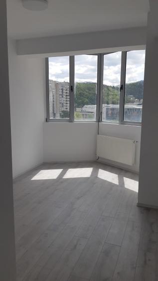 Apartament cu 2 camere decomandat în Centrul Civic