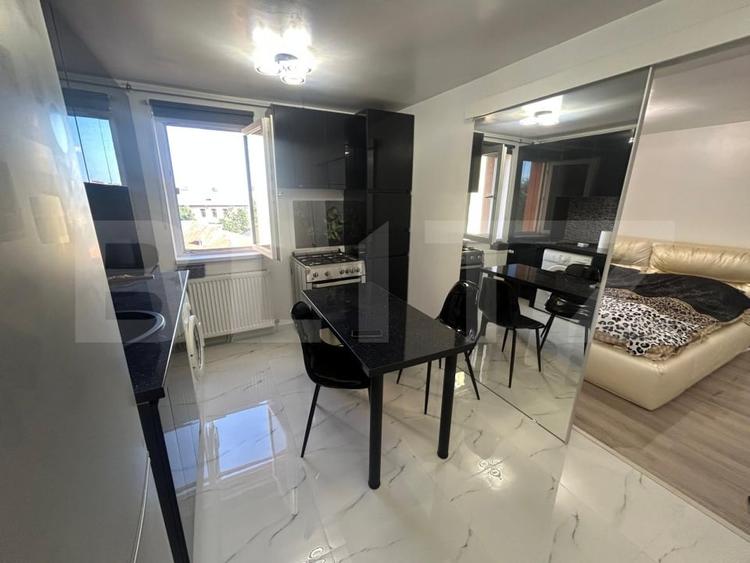 Apartament 2 camere, 39 mp, zona Micro 5 - 1