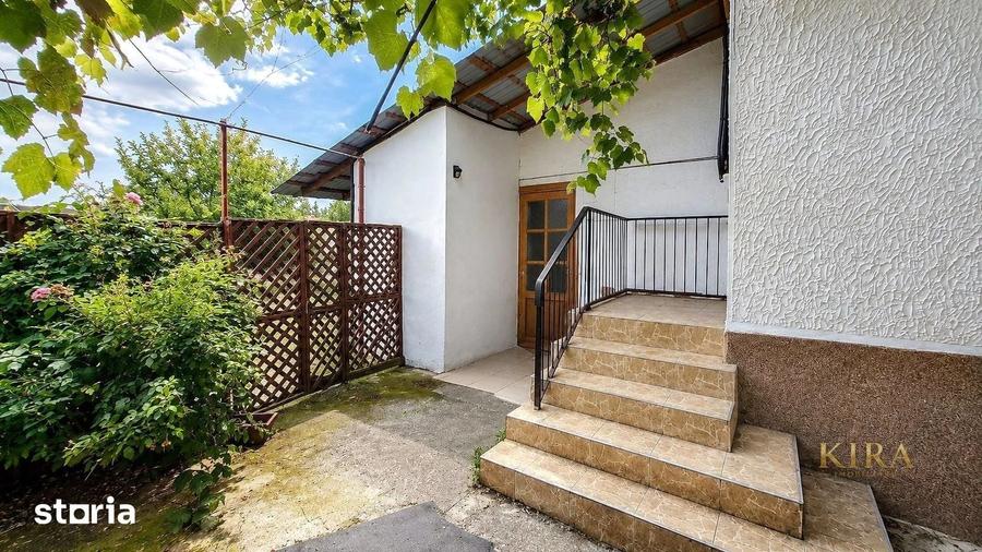 Casă cu 6 camere cu Teren 700 Mp în Central
