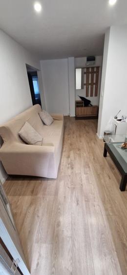 Apartament cu 2 camere decomandat în Nicolina