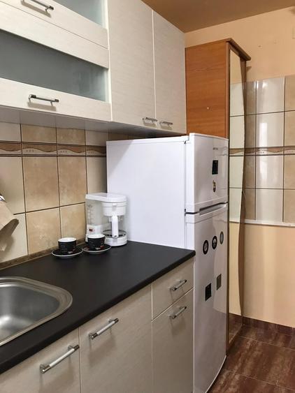 Apartament cu 2 camere semidecomandat în Tomis Nord