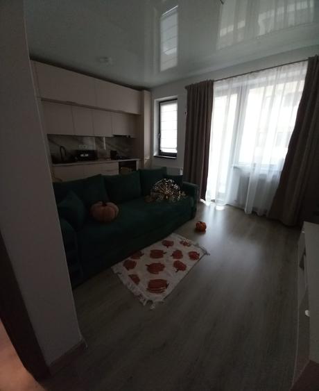 Apartament cu 2 camere semidecomandat în Tomis Nord
