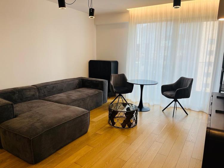 Apartament cu 2 camere decomandat în Herăstrău — fotografia 2