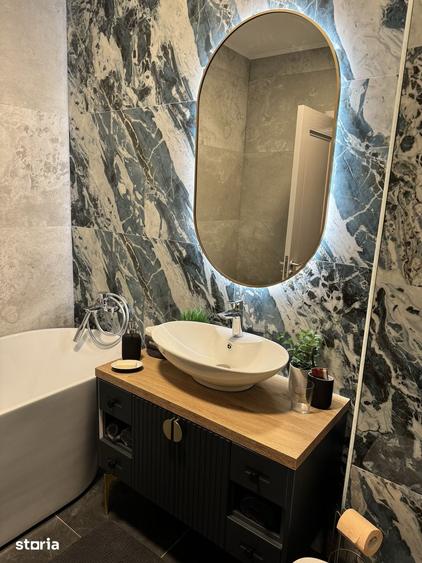 Apartament cu 3 camere în Drumul Taberei