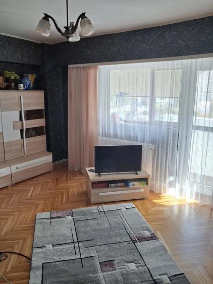Apartament cu 3 camere decomandat în Ultracentral