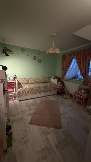 Casă cu 4 camere în Gheorghe Doja