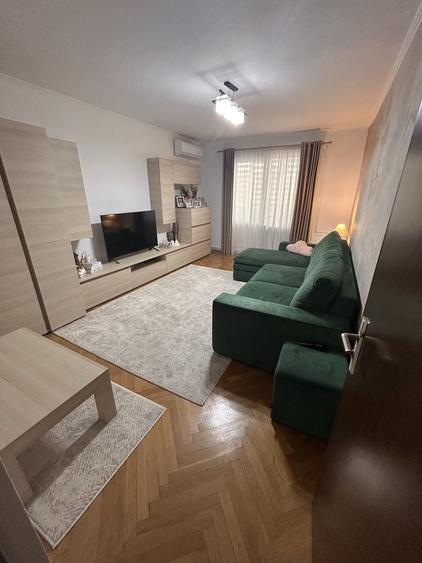 Apartament cu 2 camere decomandat în Tudor