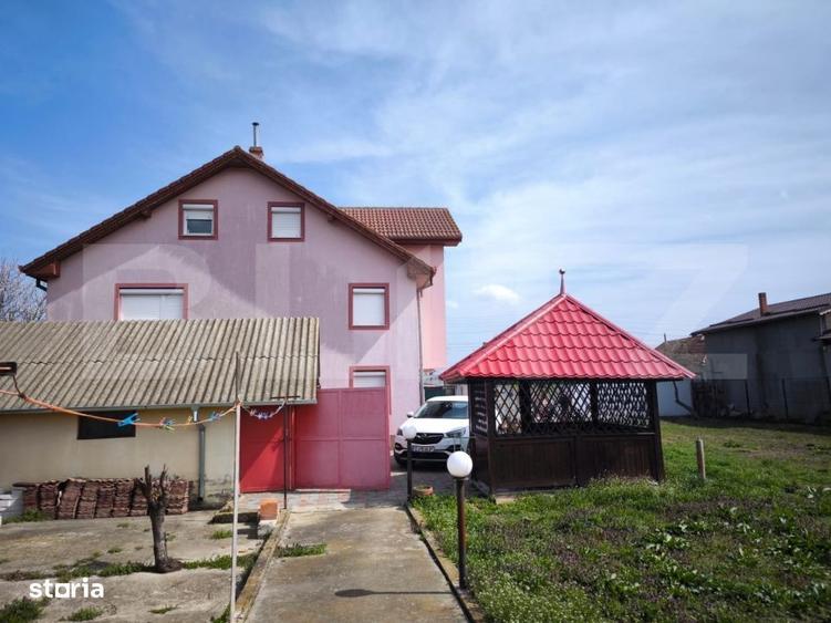 Casă cu 4 camere semidecomandat în Bâlta