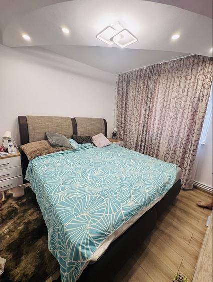 Apartament cu 2 camere decomandat în Exterior Vest