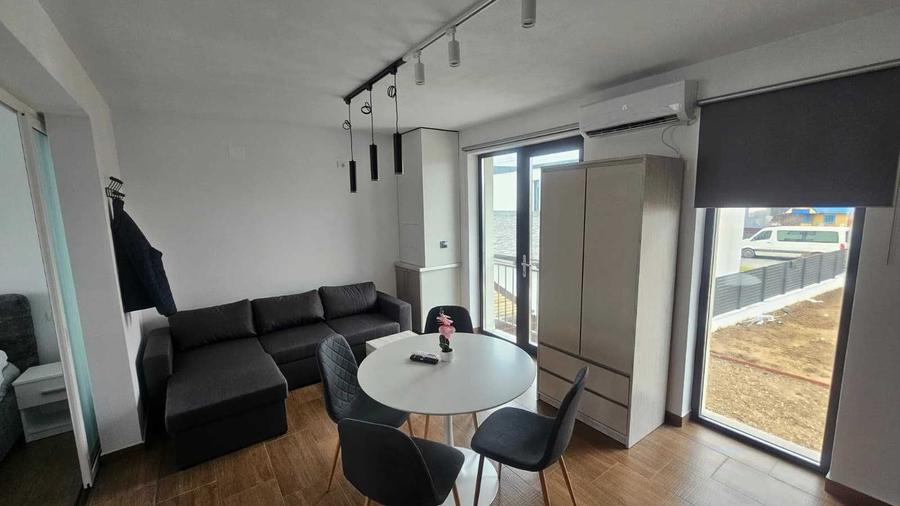 Casă cu 2 camere cu Teren 500 Mp în Central