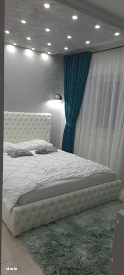 Apartament cu 3 camere decomandat în Cug