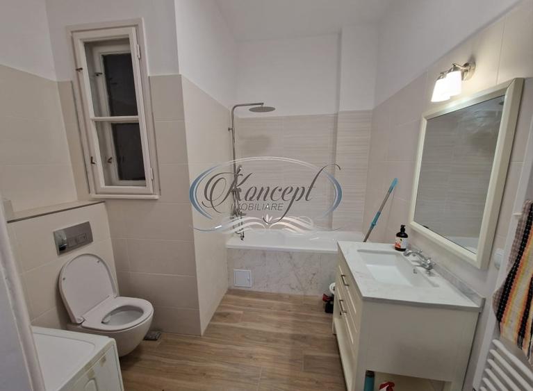 Apartament cu 3 camere semidecomandat, mobilat în Central
