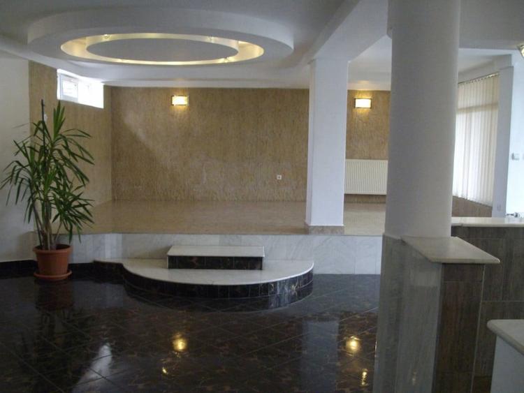 Casă individuală cu 5 camere cu Canalizare în Semicentral