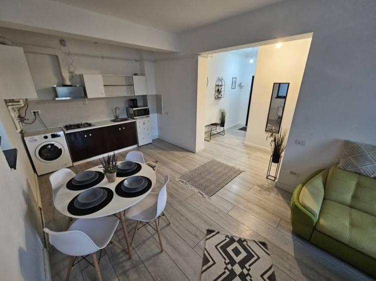 Apartament cu 2 camere decomandat în Nord