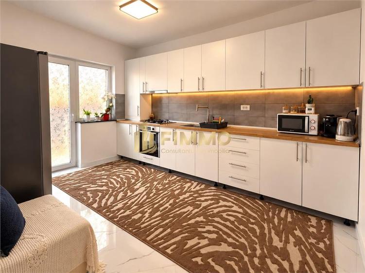 Duplex cu 4 camere cu Teren 300 Mp în Burdujeni