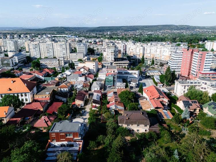 Casa + teren de vanzare in centrul Pite?tiului, Strada Egalita?ii - 10