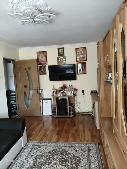 Apartament cu 2 camere decomandat, mobilat în Anda
