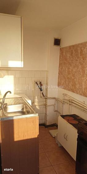 Casă cu 8 camere cu Teren 232 Mp în Ferentari