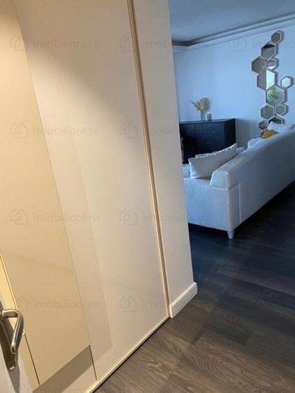 Apartament cu 2 camere semidecomandat, mobilat în Tineretului