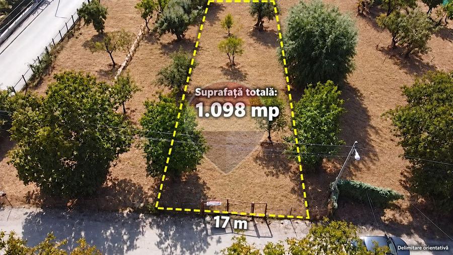 Teren Construcții intravilan de 1098 mp, în Central