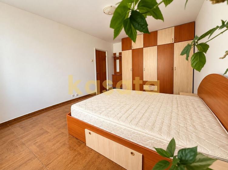 Apartament cu 2 camere semidecomandat, mobilat în Ozana