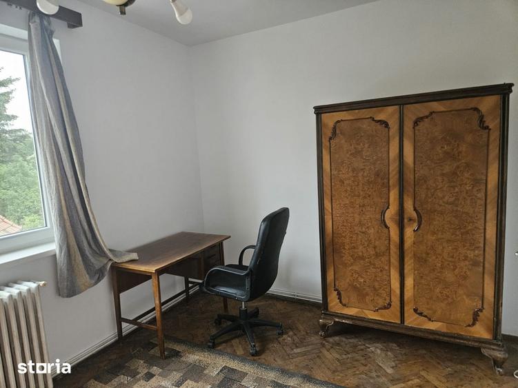 Apartament cu 3 camere decomandat în Grigorescu