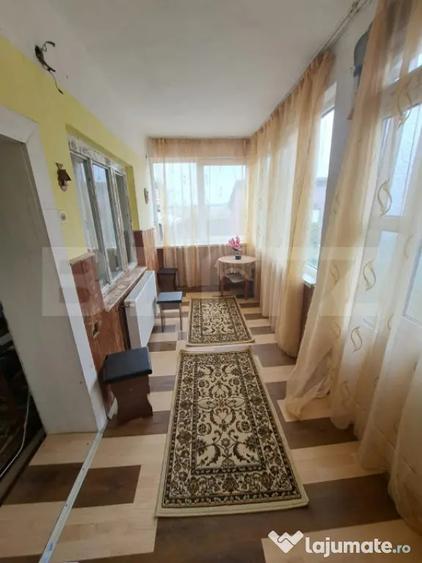 Casă cu 3 camere cu Canalizare în Hălchiu