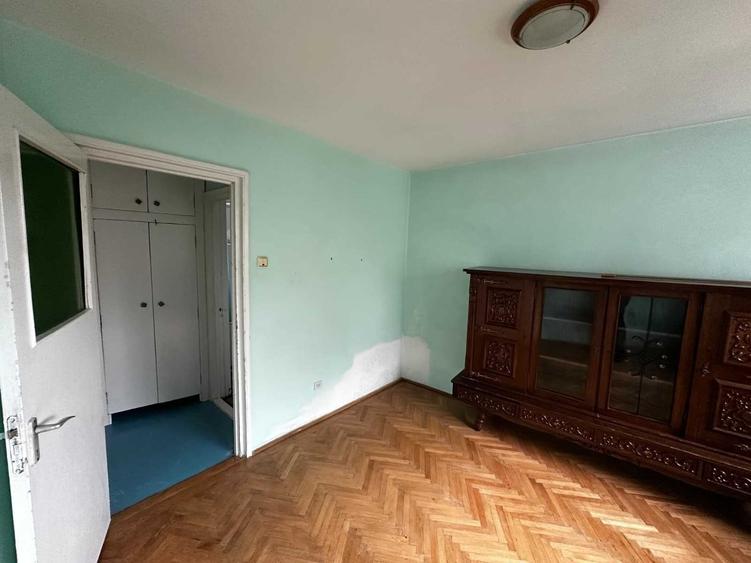 Apartament cu 2 camere semidecomandat în Abator