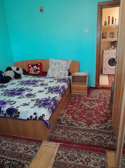 Apartament cu 3 camere decomandat în Brăilei