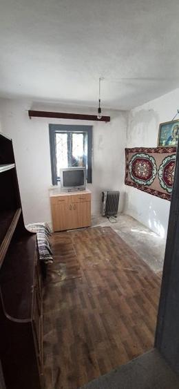 Casă individuală cu 3 camere cu Teren 1000 Mp în Curătești