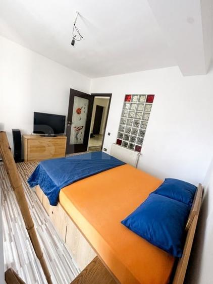 Apartament cu 2 camere semidecomandat, mobilat în Florești