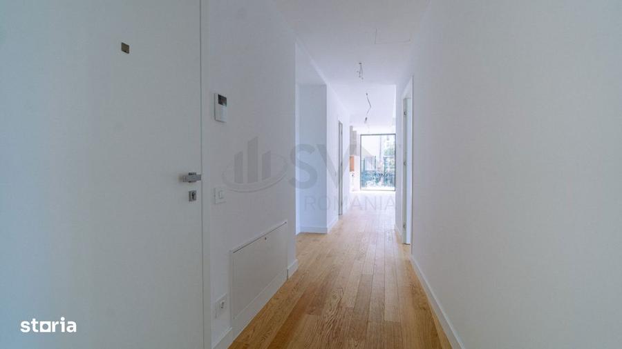Apartament cu 4 camere în Central