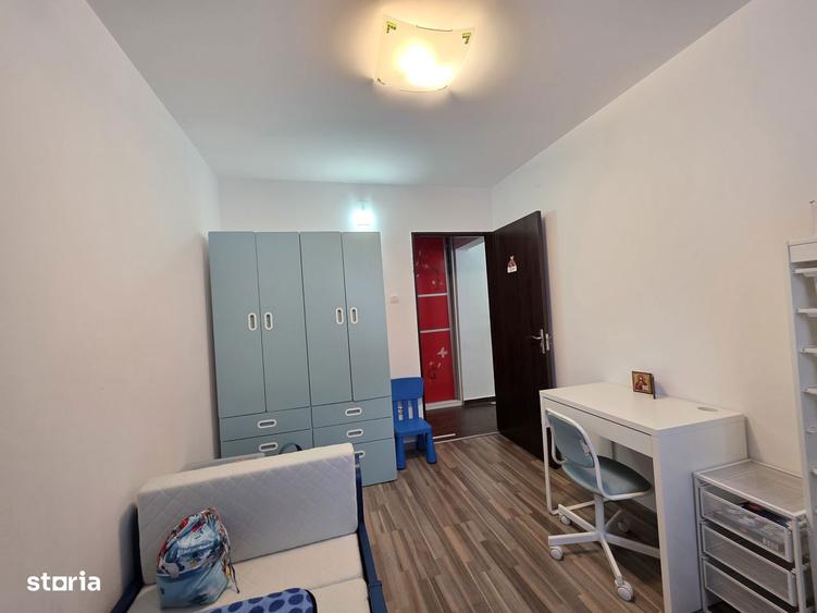 Apartament cu 3 camere decomandat, mobilat în Sălăjan
