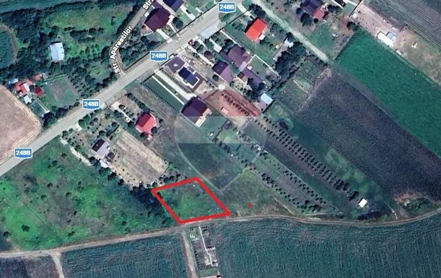 Teren de 1500 mp, în Rediu