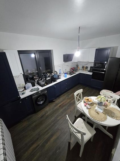 Casă cu 2 camere în Lupeni