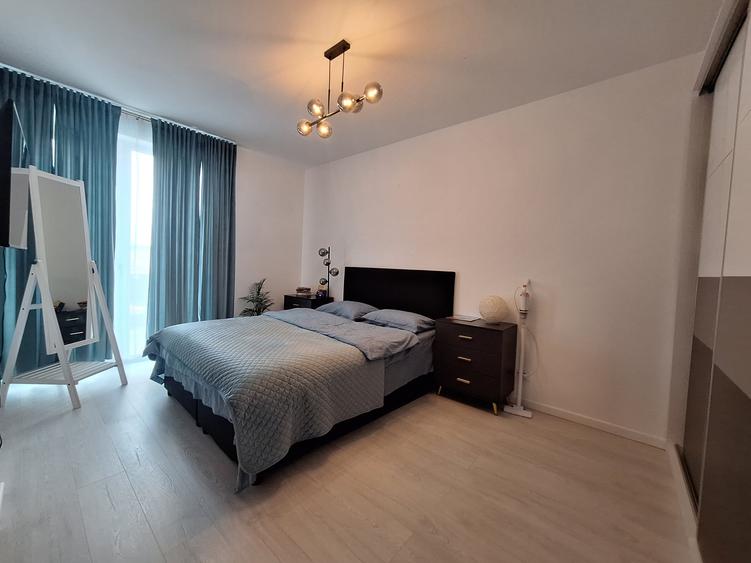 Apartament cu 2 camere semidecomandat, mobilat în Florești