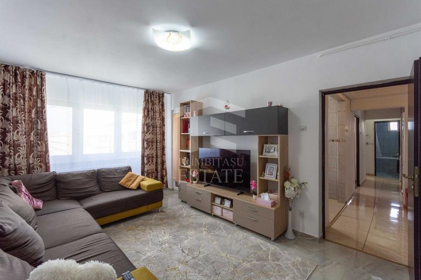 Apartament cu 4 camere decomandat, mobilat în Pantelimon