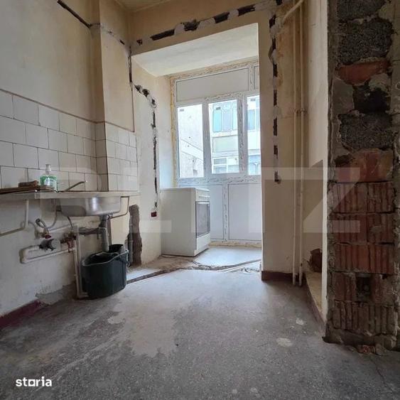 Apartament cu 3 camere, 67 mp, etaj intermediar, renovabil, George Ene - 1