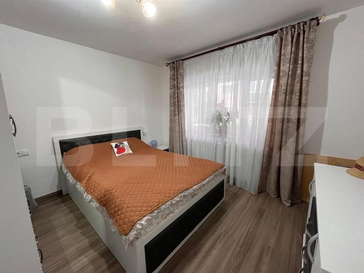 Apartament cu 3 camere decomandat, mobilat în Central