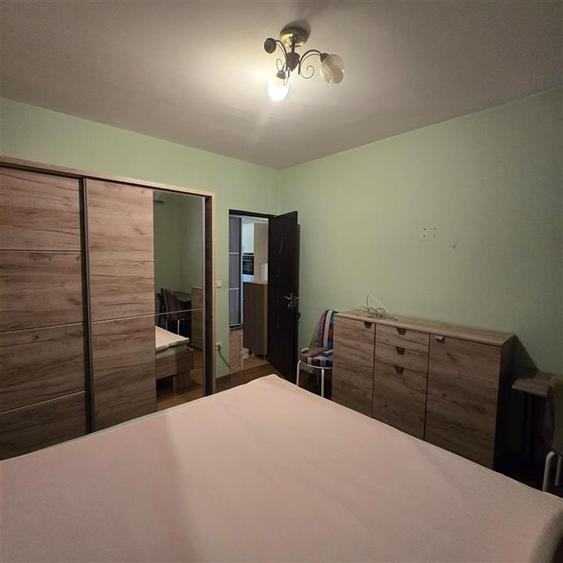 Apartament cu 2 camere decomandat în Cug