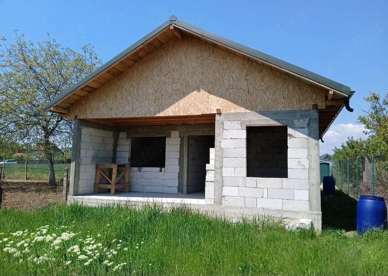 Casă cu Teren 12120 Mp în Vernești