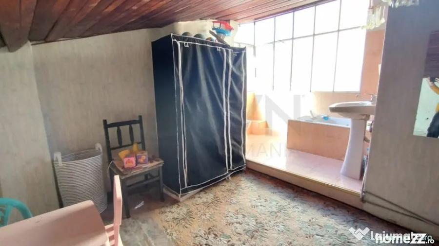 Apartament cu 4 camere decomandat în Universitate