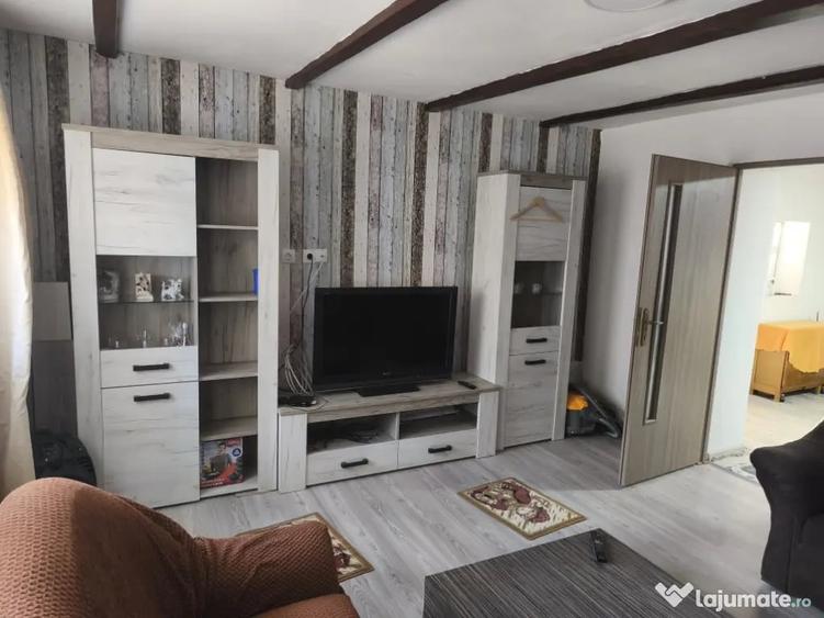 Casă cu 3 camere în Uileacu de Munte