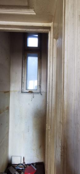 Apartament cu 4 camere semidecomandat în Armeneasca