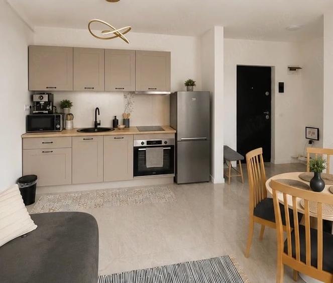 Apartament cu 2 camere decomandat în Central