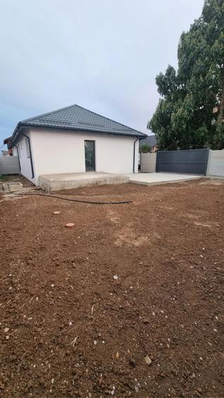 Casă cu Teren 250 Mp în Clinceni